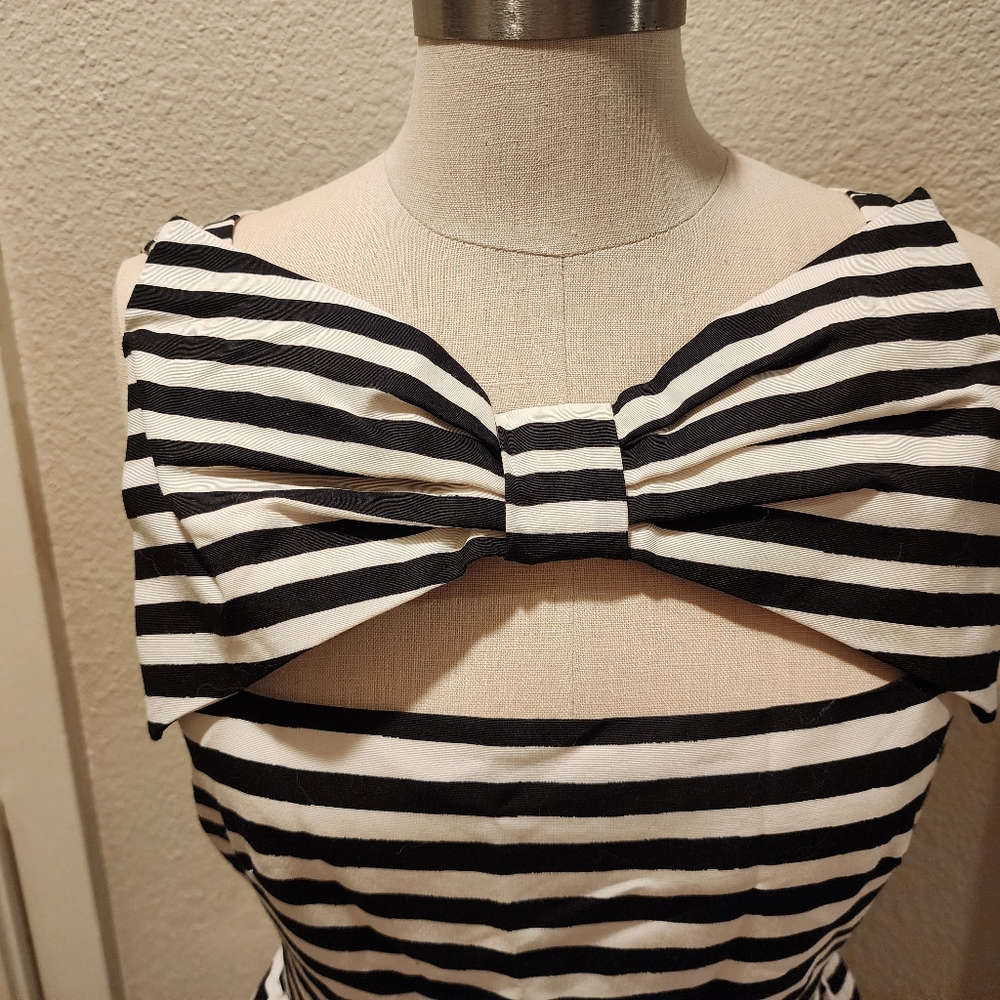 Kate Spade Bow Dress, ASO Zoe Deschanel - Picture 3 of 5